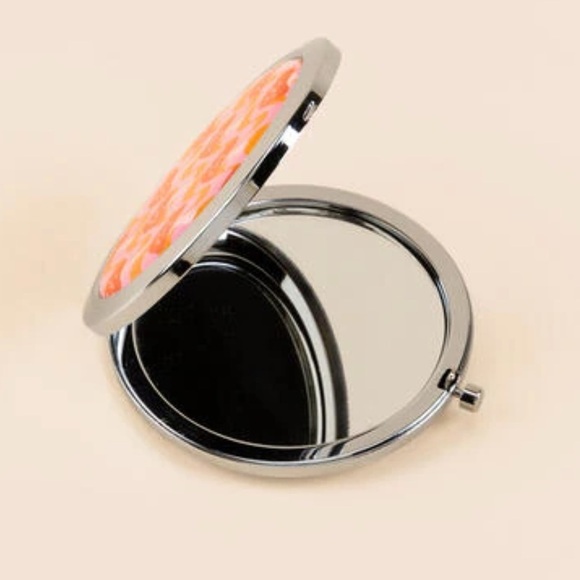 Mushroom Compact Mirror, NWOT, For Bundle Purchases Only - Picture 2 of 6